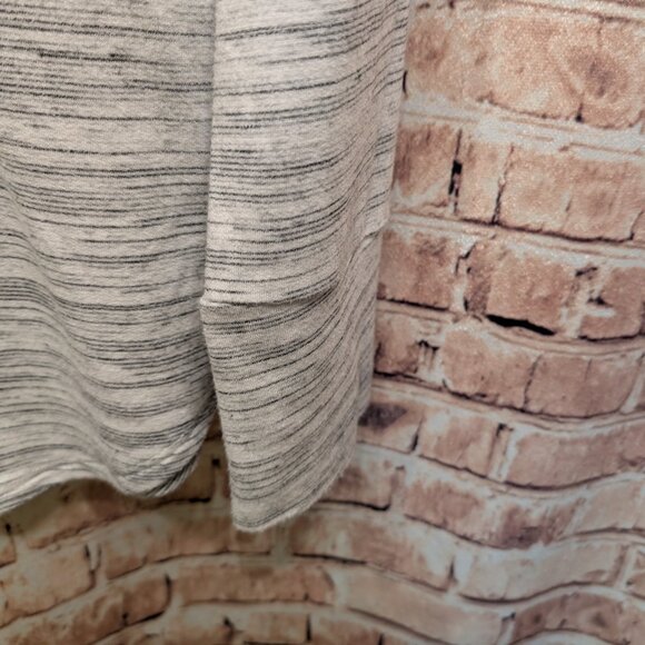 Ink Love and Peace Gray/White heathered Drawstring Knit Top Sweatshirt Size Lar - Picture 8 of 12